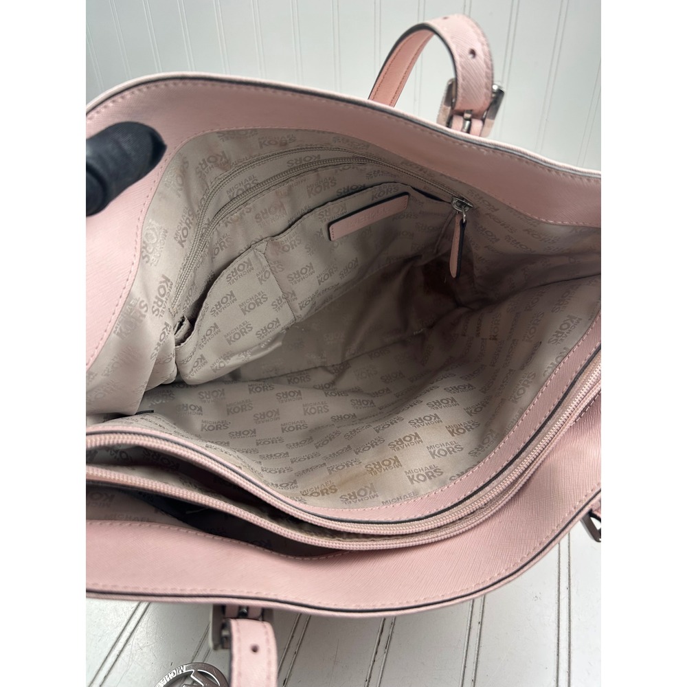 Michael Kors Vintage Pink Jet Set Saffiano Leather Multifunction Shoulder Bag - Picture 7 of 14